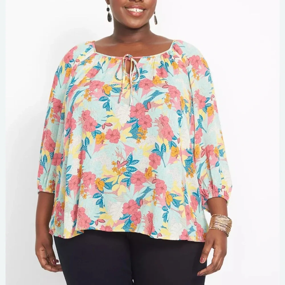 Lane Bryant 3X Classic Medium-Sleeve Peasant Top in Bali Bliss with 3/4 Sleeves - Picture 1 of 12